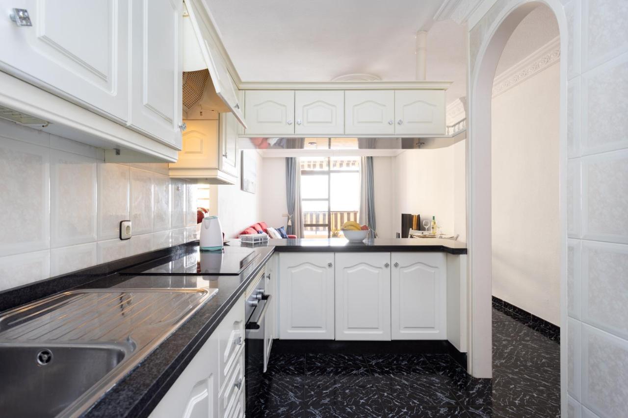 Home2Book Percy Apartment El Medano Beach Экстерьер фото